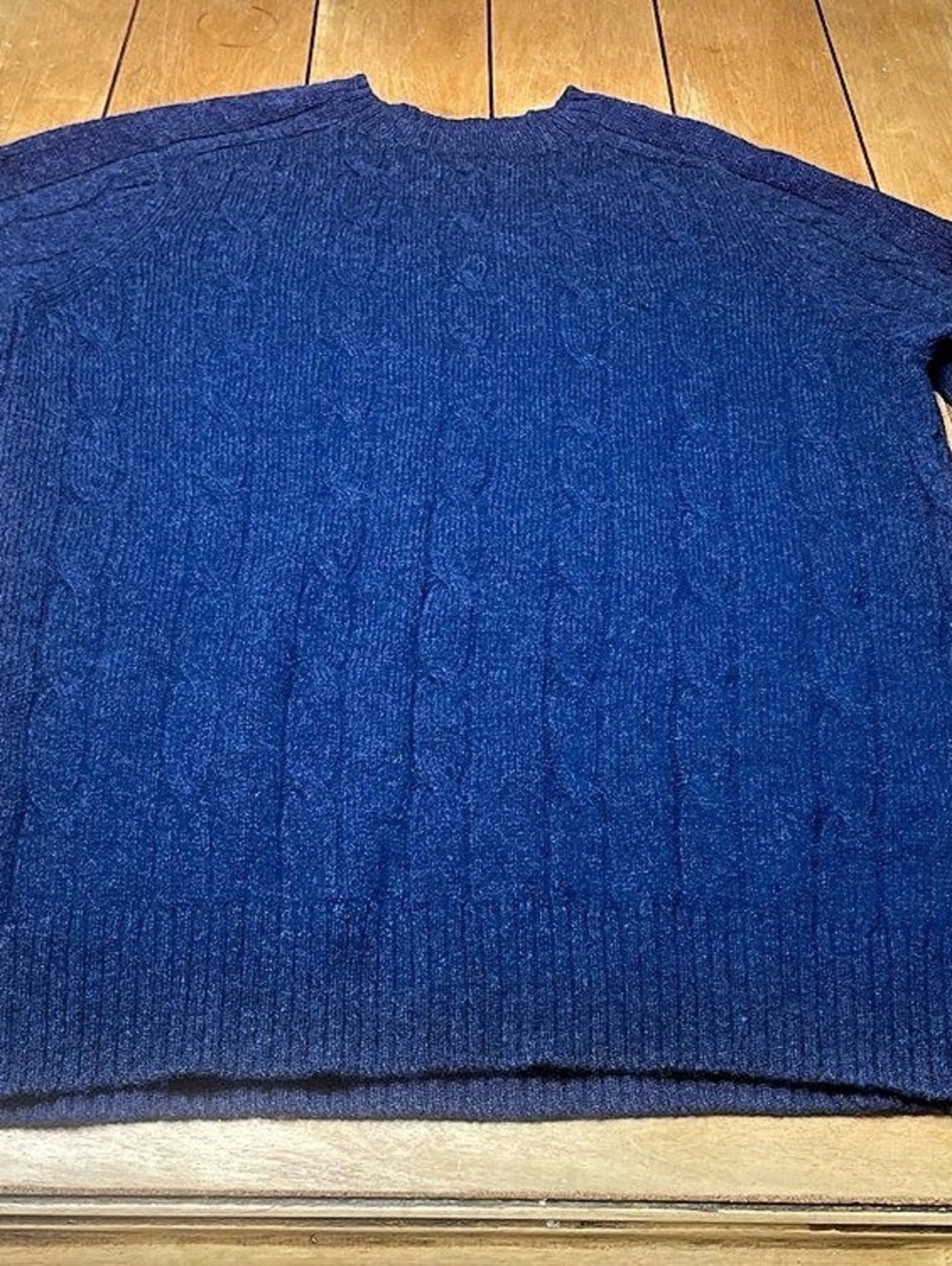 Brooks Brothers 100% Wool Cable Knit Crewneck Size Medium